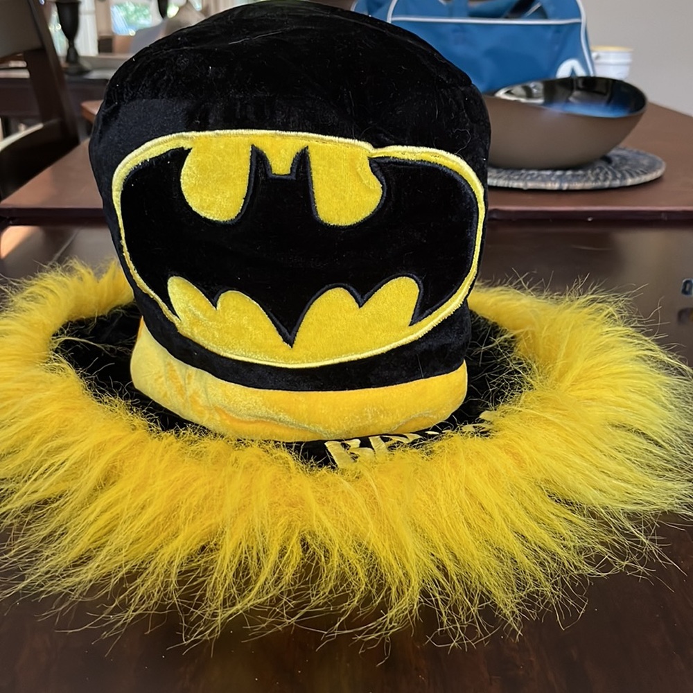 Batman stovepipe hat! Get set for Halloween!